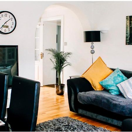 Home To Home Stay Apartment Glasgow Exterior photo