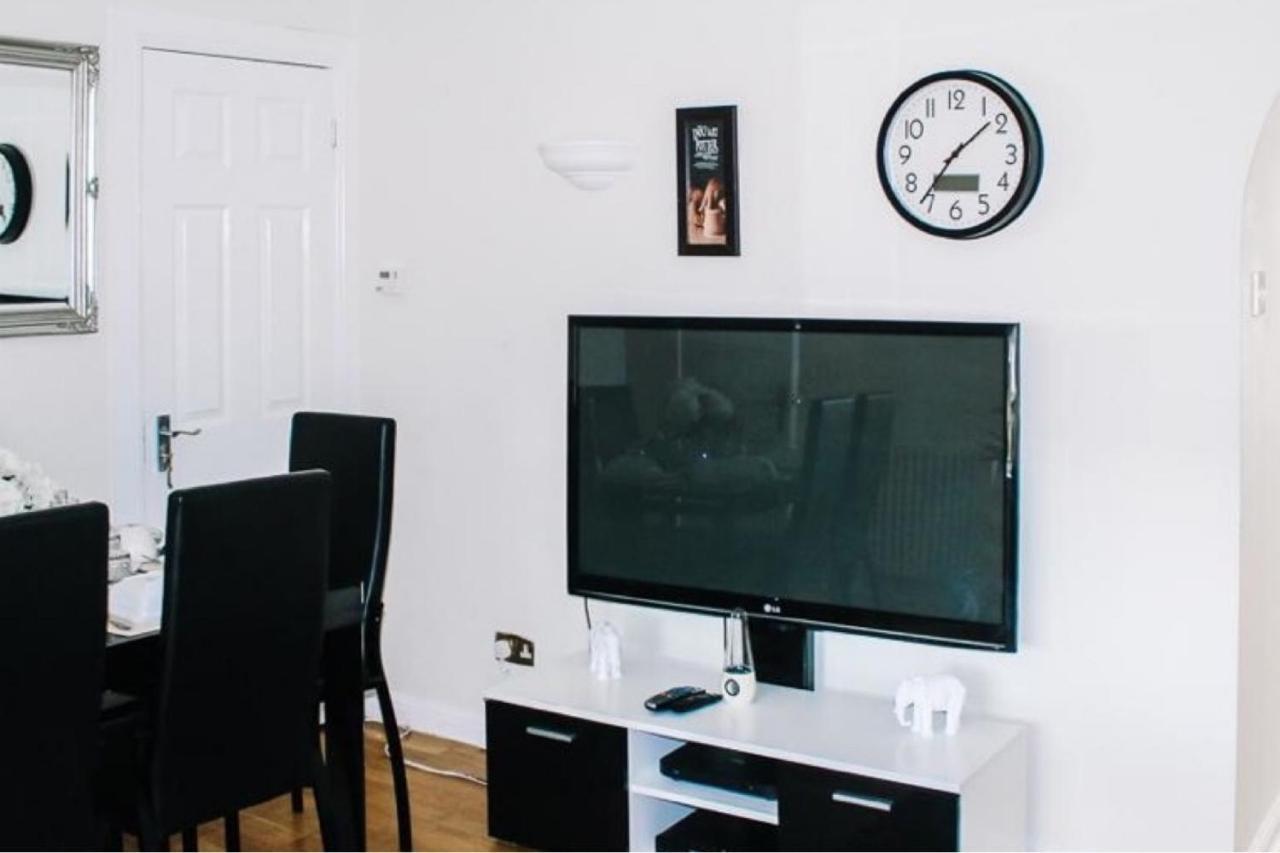 Home To Home Stay Apartment Glasgow Exterior photo
